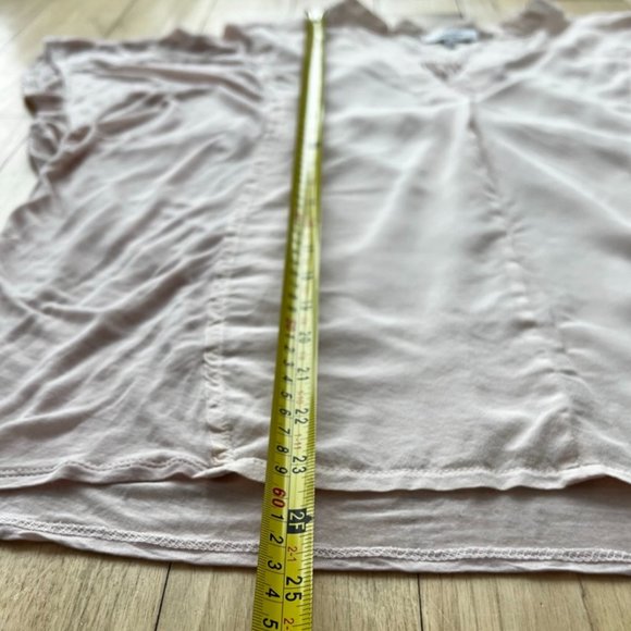 Aritzia Babaton flowy silk sheer pink short sleeve - Picture 8 of 8